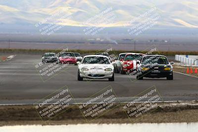 media/Nov-16-2025-CalClub SCCA (Sun) [[2975c16dfc]]/Group 4/Turn 1/